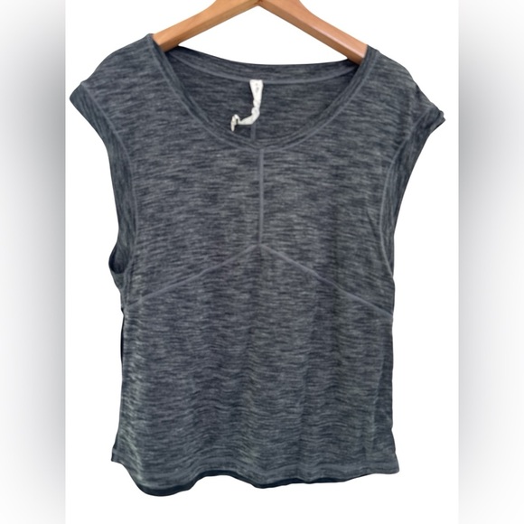 Lululemon Get Sweat Tee Heathered Black / Black Size 8 - Picture 2 of 8